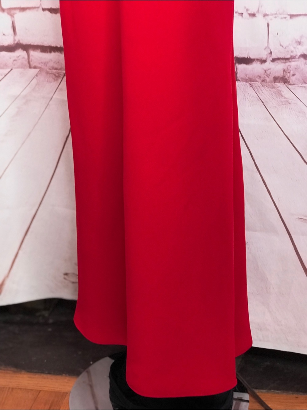 CALVIN KLEIN Halter Neck Size 4 Red Crepe Floor Length Maxi Gown Prom Dress - Picture 14 of 16